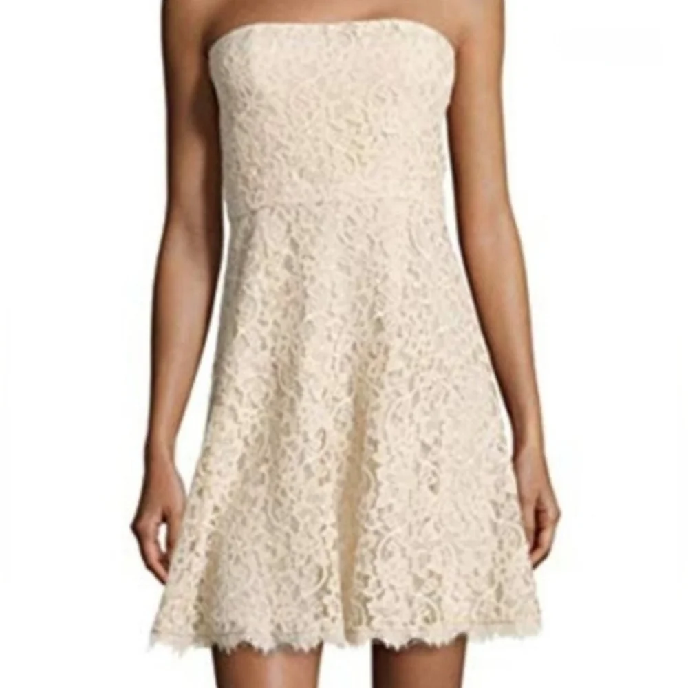 diane von furstenberg lace dress white Diane Von Furstenberg DVF Tiered white Lace Dress